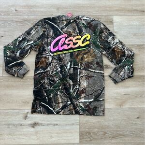 NWT Anti Social Social Club x Realtree Camo Tee with Multicolor Logo
